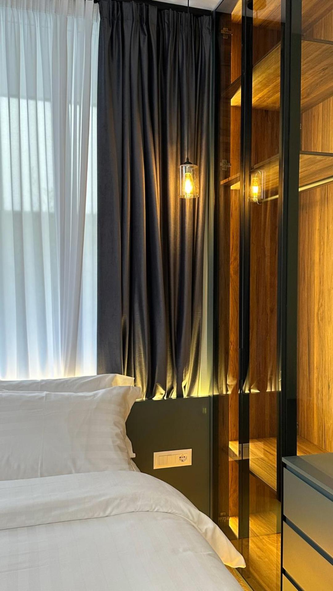 Tirana Central Rooms Bagian luar foto