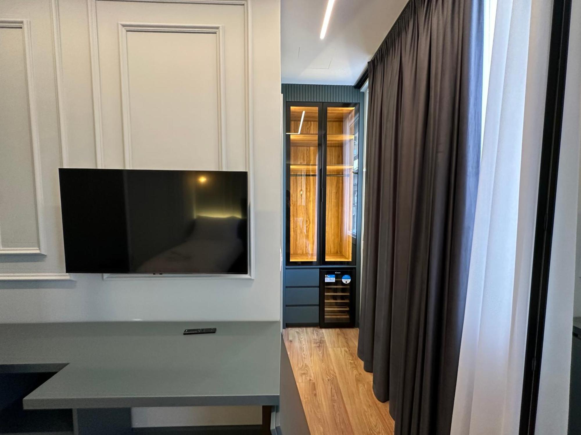 Tirana Central Rooms Bagian luar foto