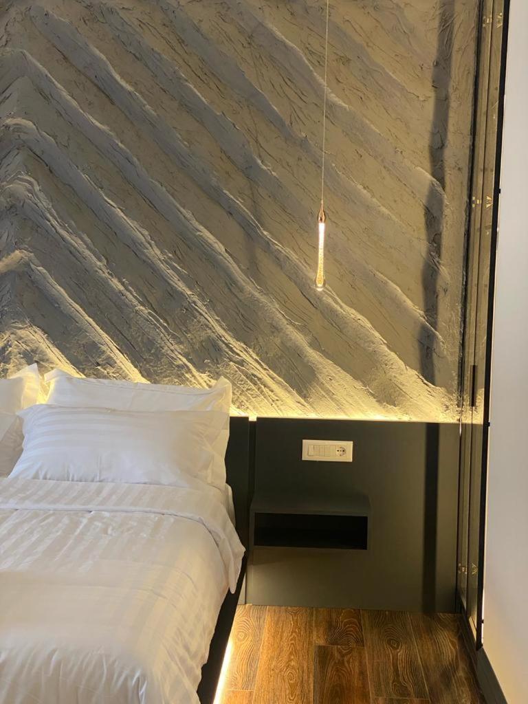 Tirana Central Rooms Bagian luar foto